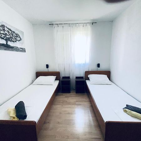 Cornus Vallis Apartment Krk Town Luaran gambar