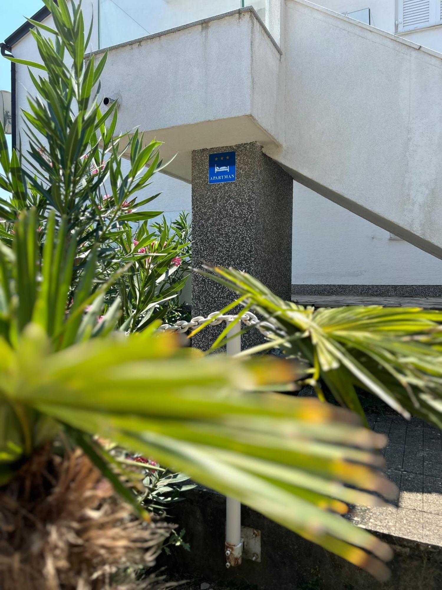 Cornus Vallis Apartment Krk Town Luaran gambar